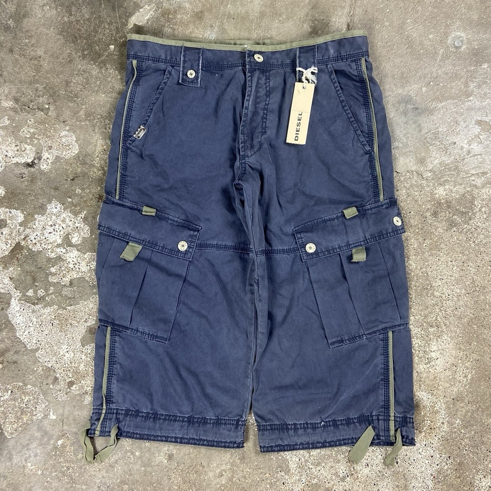 NWT VTG Y2K Diesel Utility Cargo Shorts Youth Size 16 Navy Blue Long Cut Capri